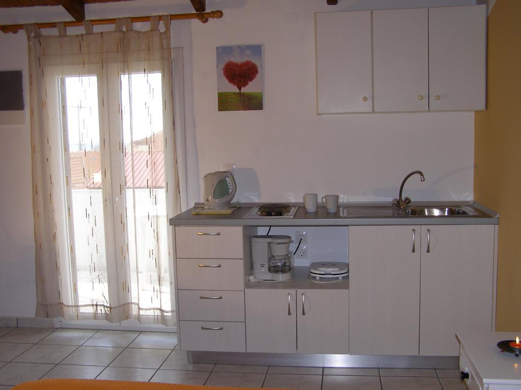Nikis Apartments Agios Gordios (Corfu) Quarto foto
